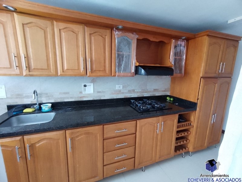 Apartamento disponible para Arriendo en Envigado Alto De Las Flores Foto numero 1