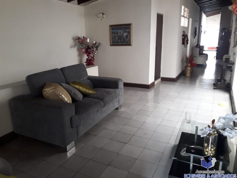Casa disponible para Venta en Envigado El Trianon Foto numero 1
