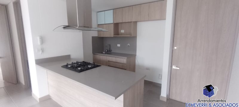 Apartamento disponible para Arriendo en Envigado Cumbres Foto numero 1
