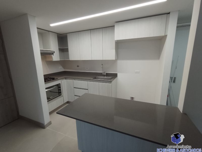 Apartamento disponible para Arriendo en Envigado Camino Verde Foto numero 1