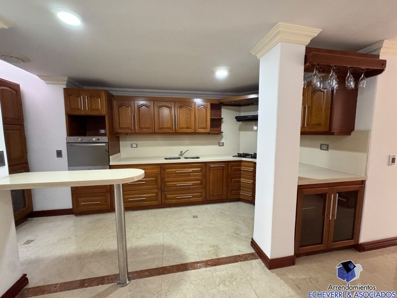 Casa disponible para Venta en Envigado El Dorado Foto numero 1