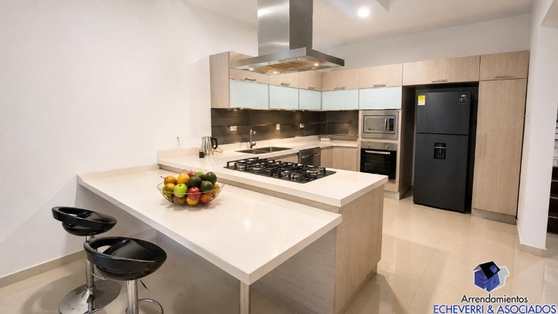 Casa disponible para Ambos en Medellín El Tesoro Foto numero 1