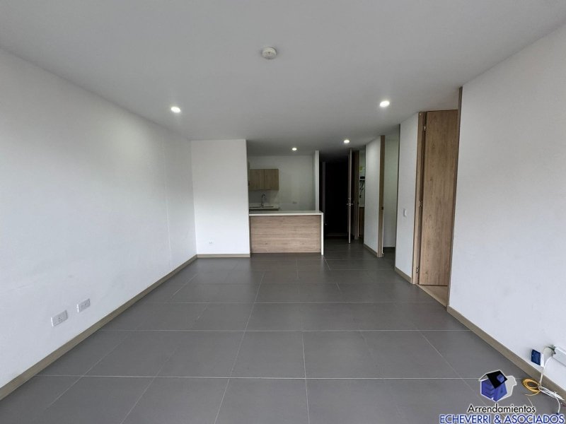 Apartamento disponible para Arriendo en Envigado con un valor de $3,600,000 código 7378