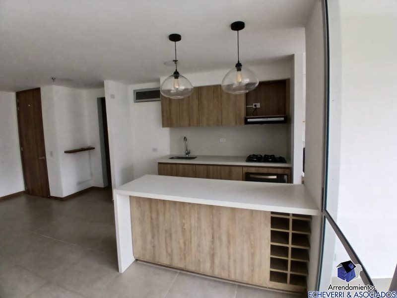 Apartamento disponible para Arriendo en Envigado La Cuenca Foto numero 1