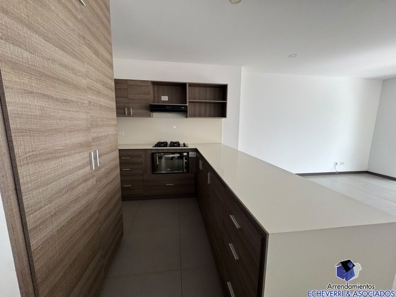 Apartamento disponible para Arriendo en Envigado Loma Del Escobero Foto numero 1