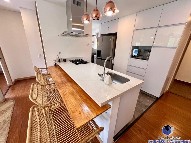 Apartamento disponible para Arriendo en Medellín El Campestre Foto numero 1