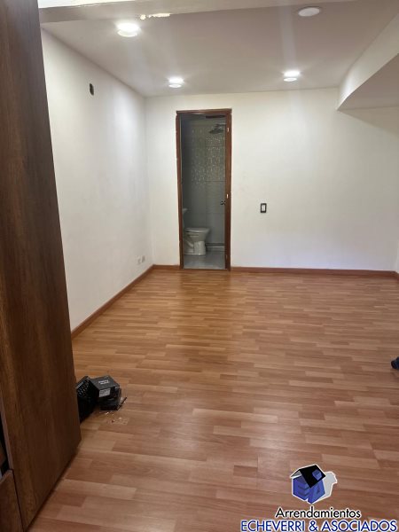 Casa disponible para Arriendo en Envigado Las Antillas Foto numero 1