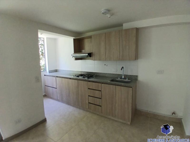 Apartamento disponible para Arriendo en Envigado La Cuenca Foto numero 1
