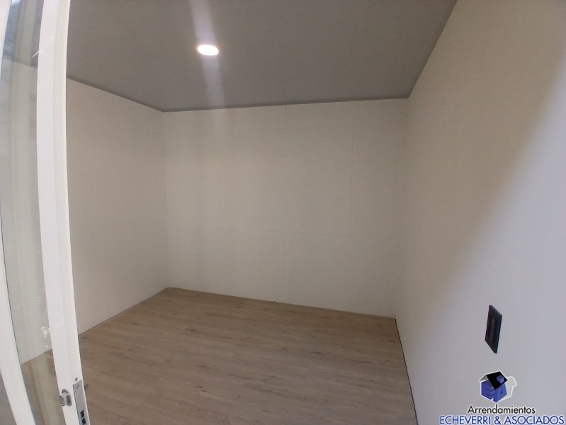 Local disponible para Arriendo en Envigado Central Foto numero 1