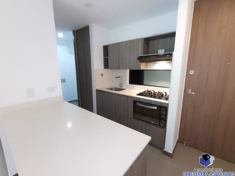 Apartaestudio disponible para Arriendo en Envigado Loma Del Escobero Foto numero 1