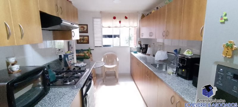 Apartamento disponible para Arriendo en Medellín Los Balsos Foto numero 1