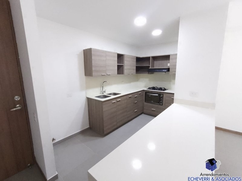 Apartamento disponible para Arriendo en Envigado Loma Del Escobero Foto numero 1