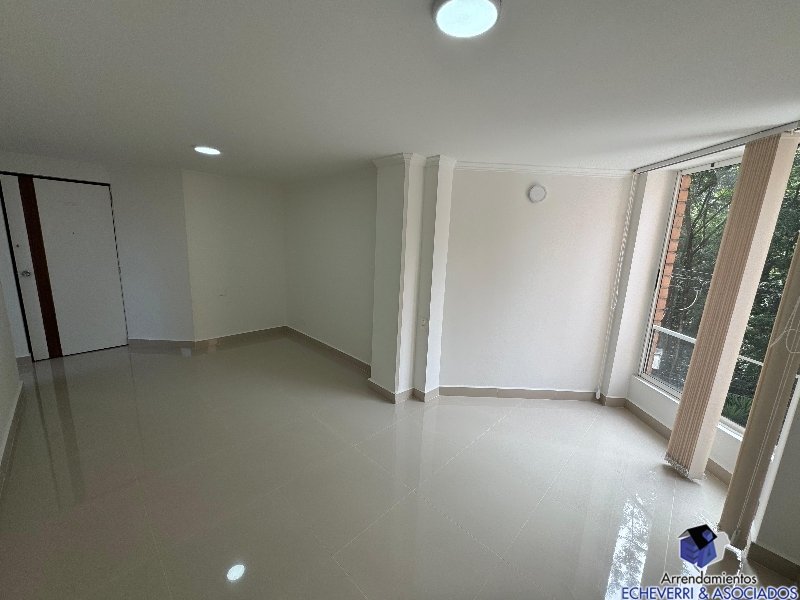 Apartamento disponible para Arriendo en Envigado Camino Verde Foto numero 1