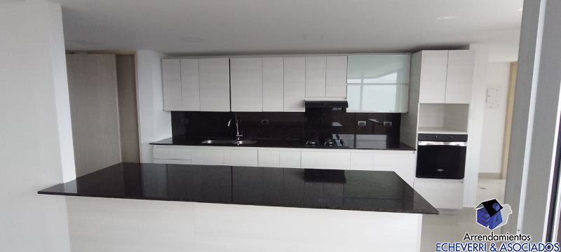 Apartamento disponible para Ambos en Medellín El Tesoro Foto numero 1