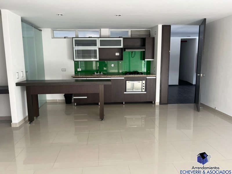 Apartamento disponible para Arriendo en Envigado con un valor de $2,900,000 código 5749
