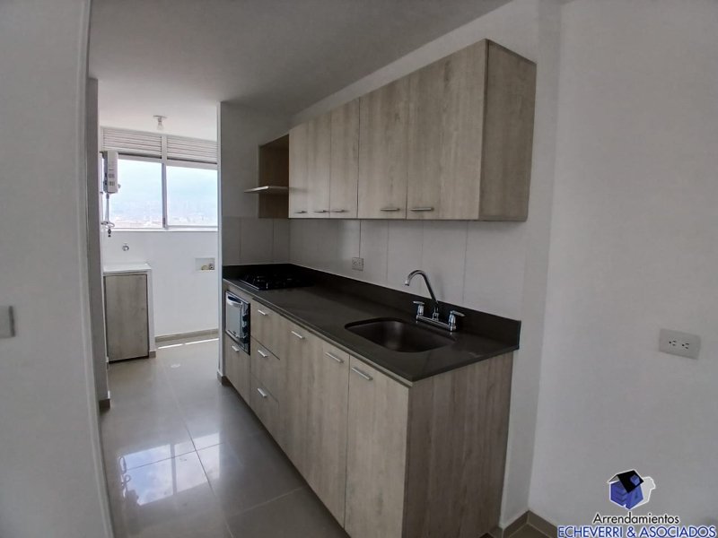 Apartamento disponible para Arriendo en Envigado La Paz Foto numero 1