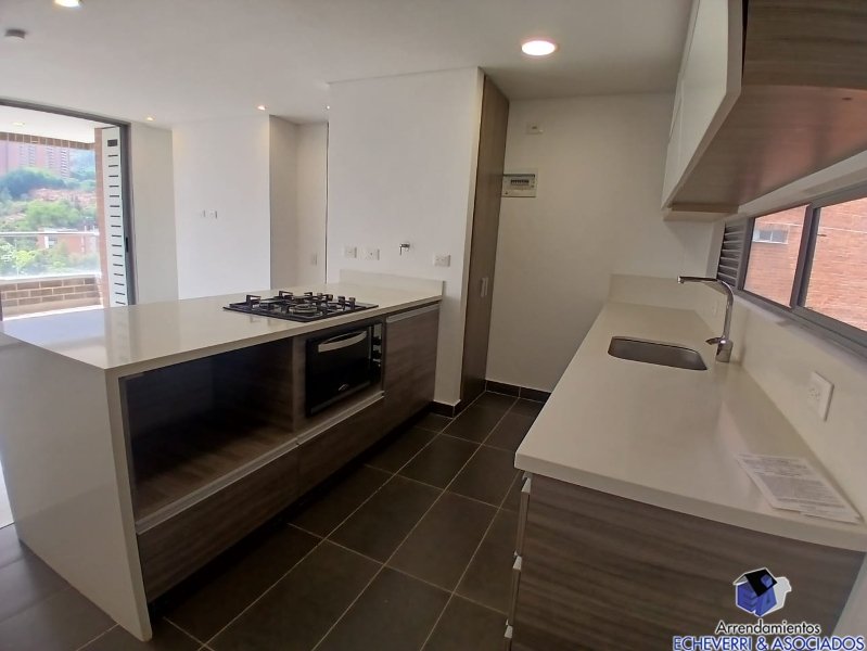 Apartamento disponible para Arriendo en Envigado Loma De Las Brujas Foto numero 1