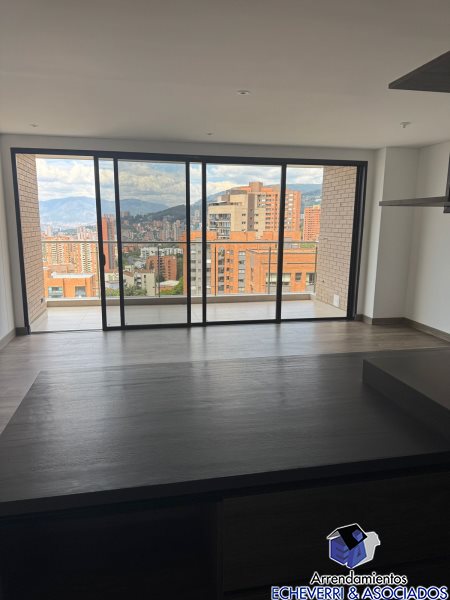 Apartamento disponible para Arriendo en Medellín Los Balsos Foto numero 1