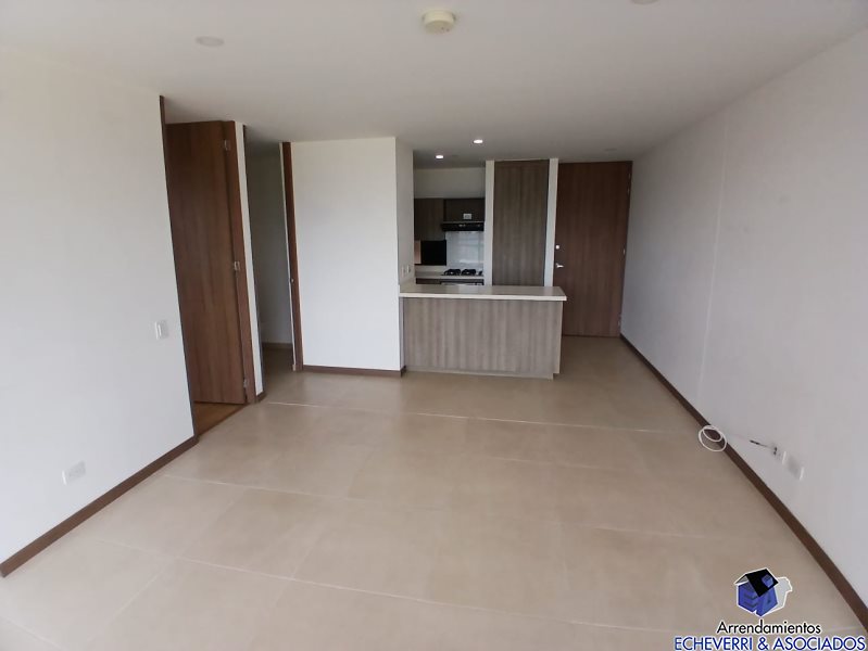 Apartaestudio disponible para Arriendo en Envigado Loma Del Escobero Foto numero 1