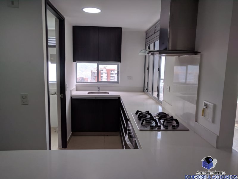 Apartamento disponible para Arriendo en Envigado Loma De Las Brujas Foto numero 1