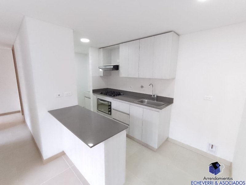 Apartamento disponible para Arriendo en Envigado Camino Verde Foto numero 1