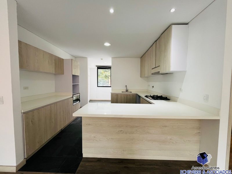 Apartamento disponible para Arriendo en Envigado Benedictinos Foto numero 1