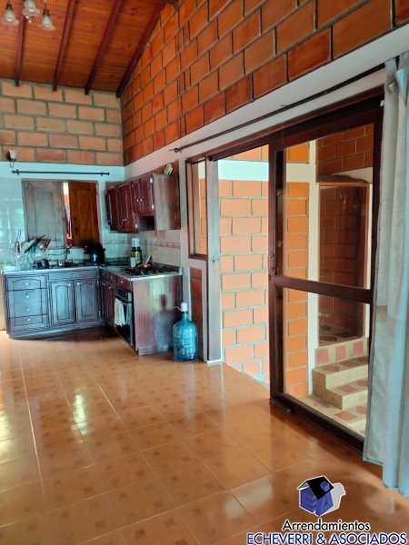 Casa disponible para Venta en Caucasia , Foto numero 1