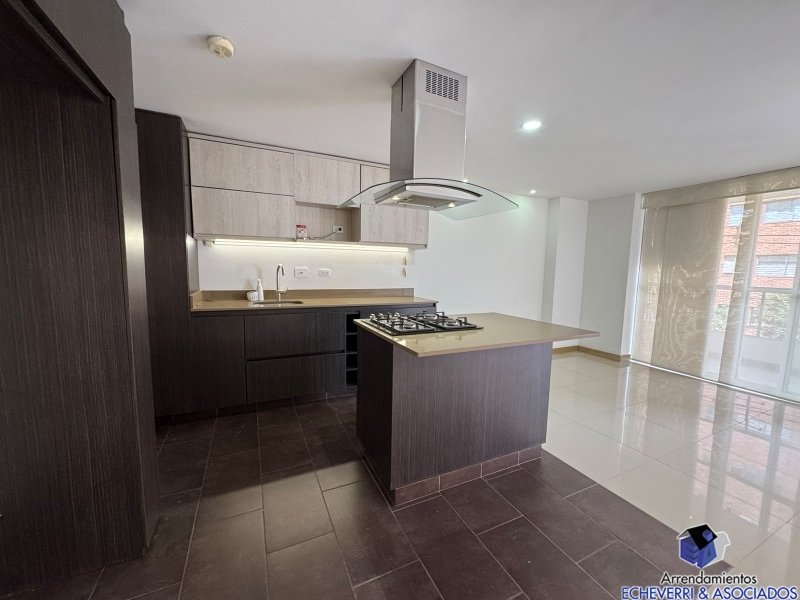 Apartamento disponible para Arriendo en Envigado El Portal Foto numero 1