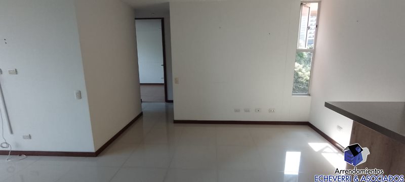 Apartamento disponible para Arriendo en Envigado con un valor de $3,500,000 código 6960
