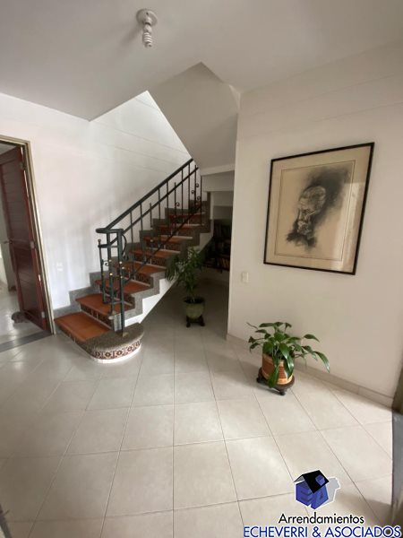 Apartamento disponible para Venta en Envigado Central Foto numero 1