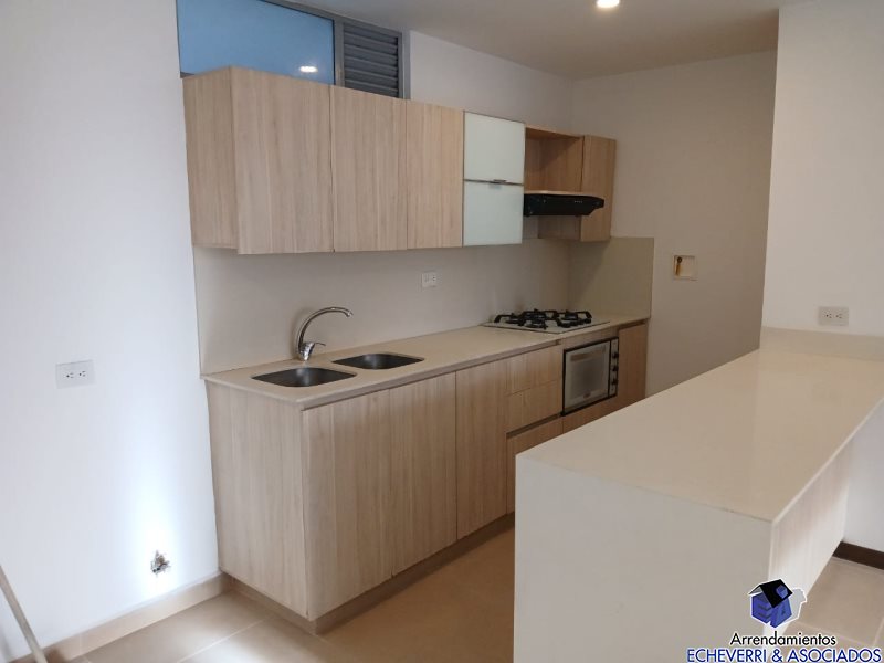 Apartamento disponible para Arriendo en Medellín Loma De Los Gonzalez Foto numero 1