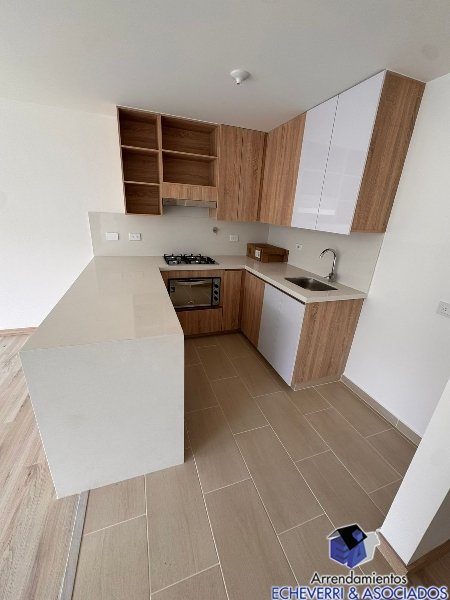 Apartamento disponible para Arriendo en Envigado Camino Verde Foto numero 1