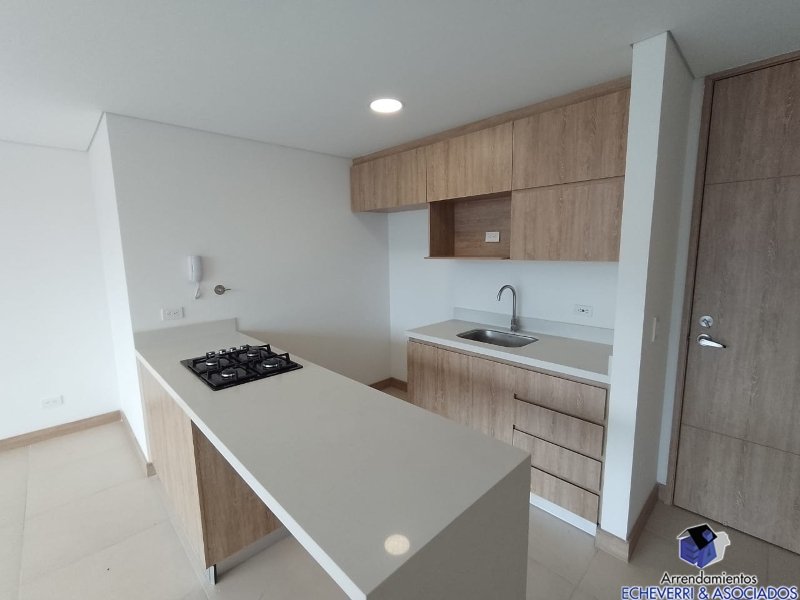 Apartamento disponible para Arriendo en Envigado La Cuenca Foto numero 1
