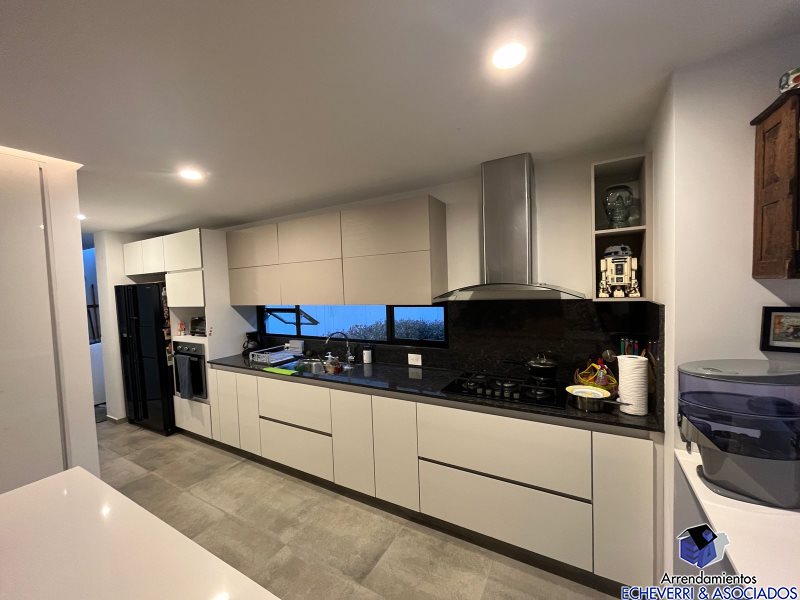 Casa disponible para Venta en Envigado El Chocho Foto numero 1