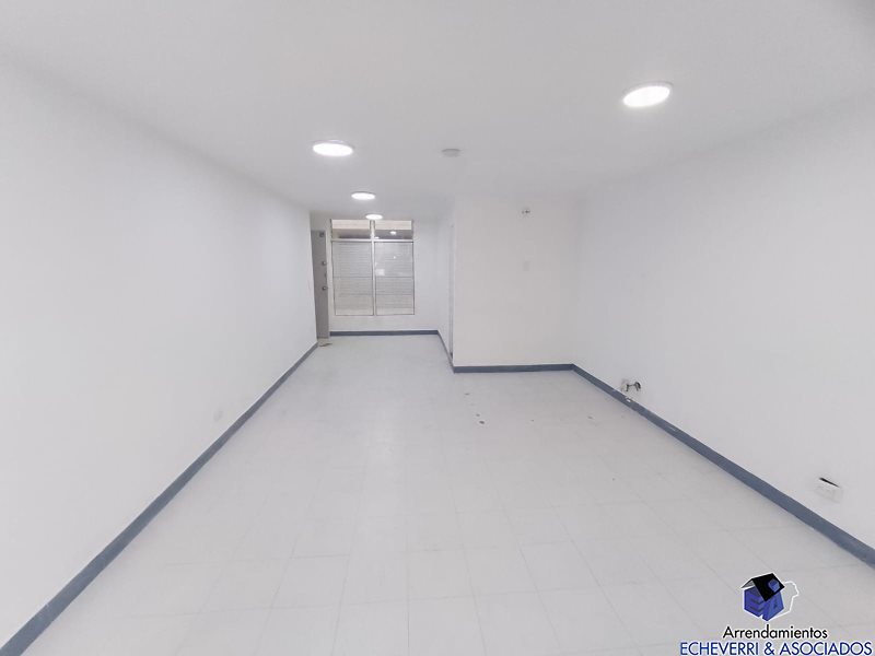 Oficina disponible para Arriendo en Envigado Central Foto numero 1