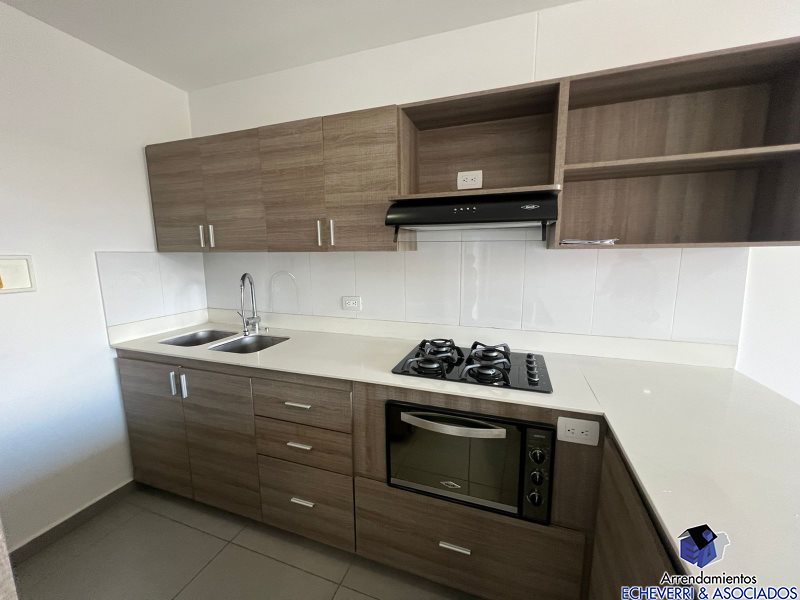 Apartamento disponible para Arriendo en Envigado Loma Del Escobero Foto numero 1
