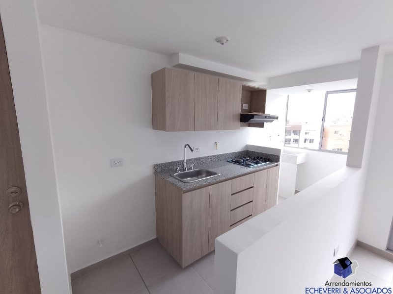 Apartamento disponible para Arriendo en Envigado La Cuenca Foto numero 1