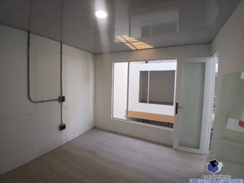 Local disponible para Arriendo en Envigado Central Foto numero 1