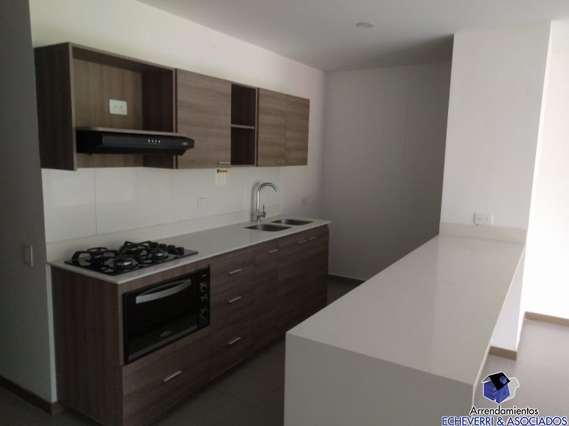 Apartamento disponible para Arriendo en Envigado Loma Del Escobero Foto numero 1