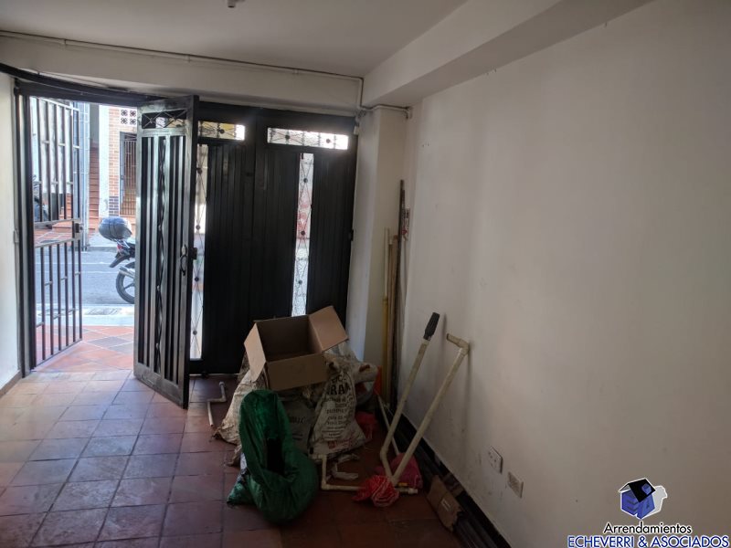 Casa-local disponible para Arriendo en Envigado Alcala Foto numero 1