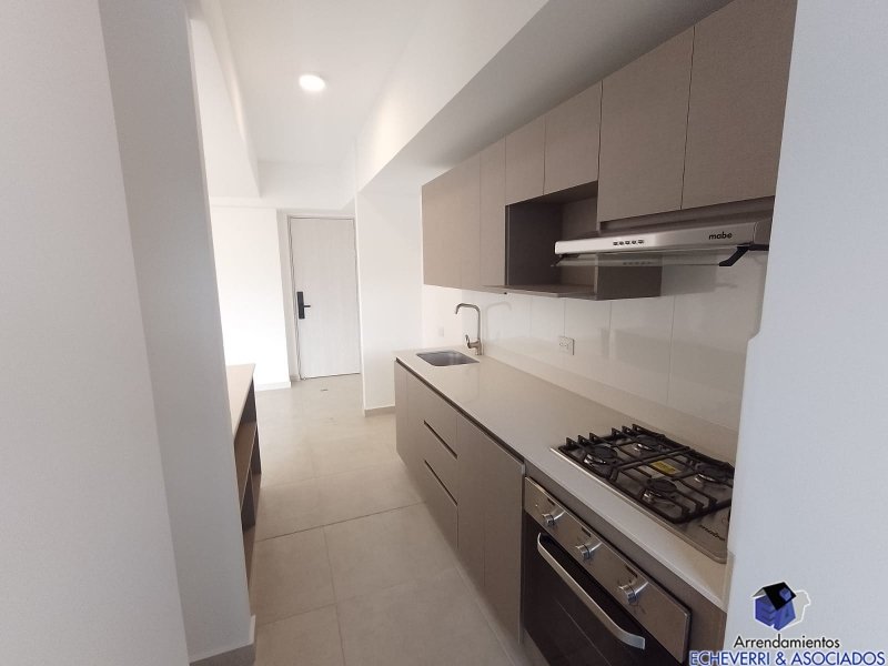 Apartamento disponible para Ambos en Envigado Zuñiga Foto numero 1