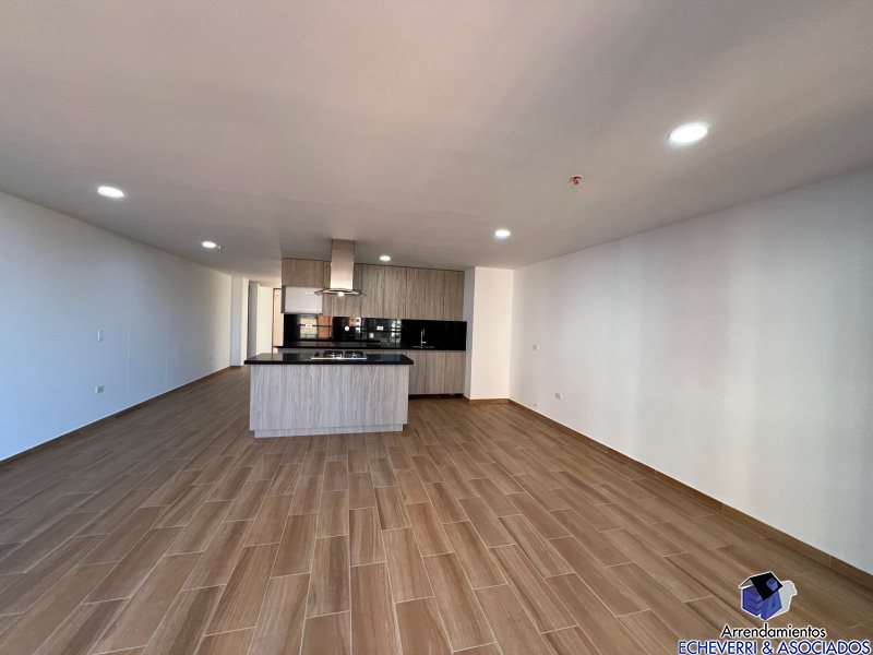 Apartamento disponible para Arriendo en Envigado Zuñiga Foto numero 1