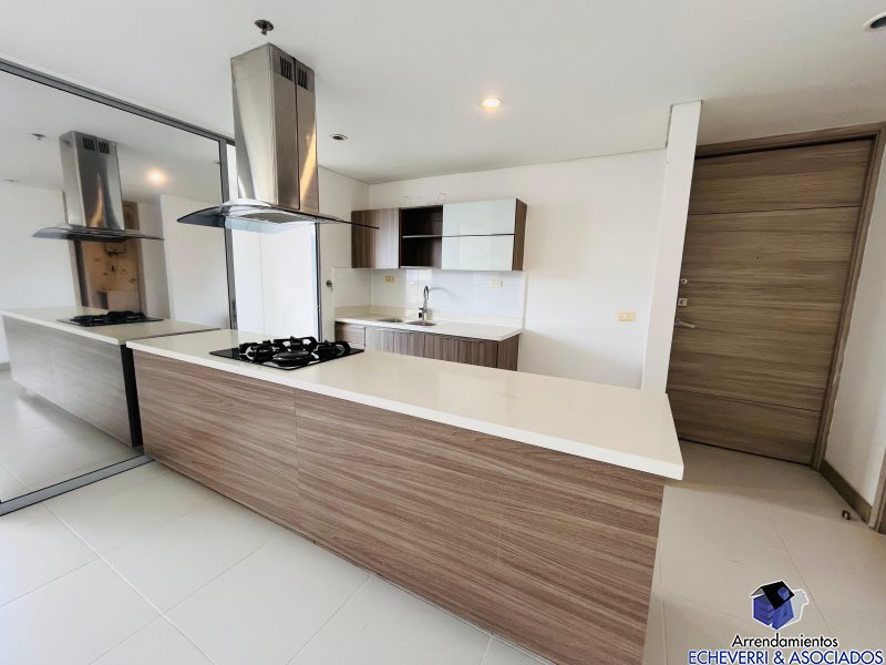 Apartamento disponible para Arriendo en Medellín El Poblado Foto numero 1