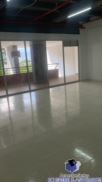 Local disponible para Arriendo en Envigado Las Antillas Foto numero 1