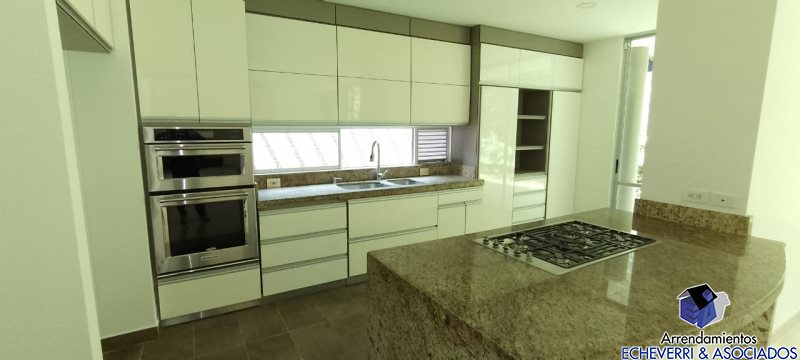 Casa disponible para Arriendo en Envigado El Chocho Foto numero 1