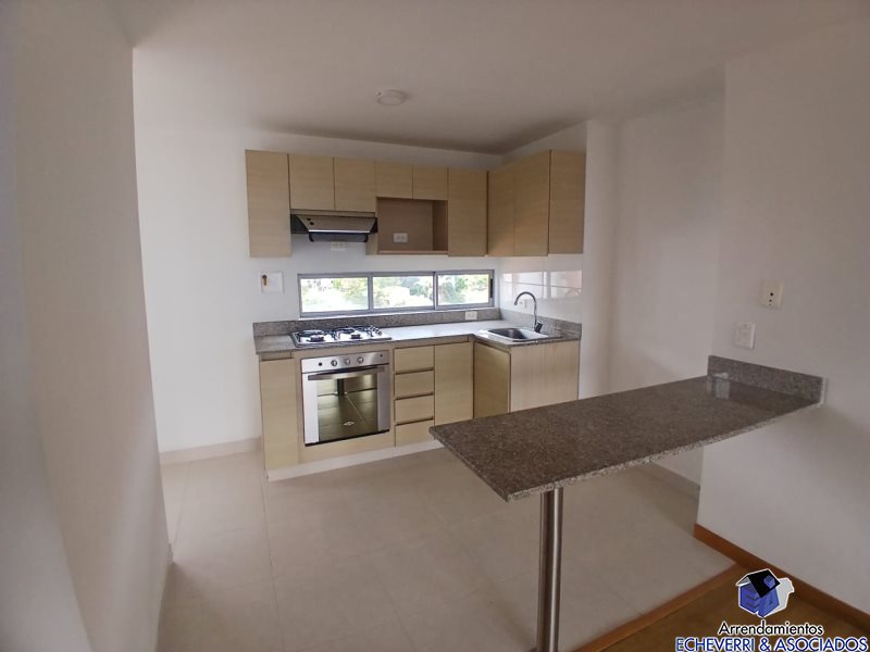 Apartamento disponible para Arriendo en Envigado El Esmeraldal Foto numero 1