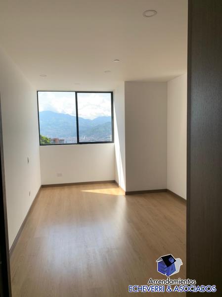 Apartamento disponible para Arriendo en Envigado Loma Del Escobero Foto numero 1