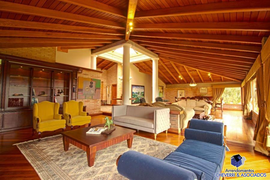 Casa disponible para Ambos en Envigado Loma Del Escobero Foto numero 1
